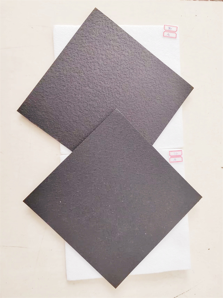HDPE光糙面土工膜0.5mm-3.0mm污水处理场工程用膜